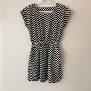 Chevron summer dress. With pockets!